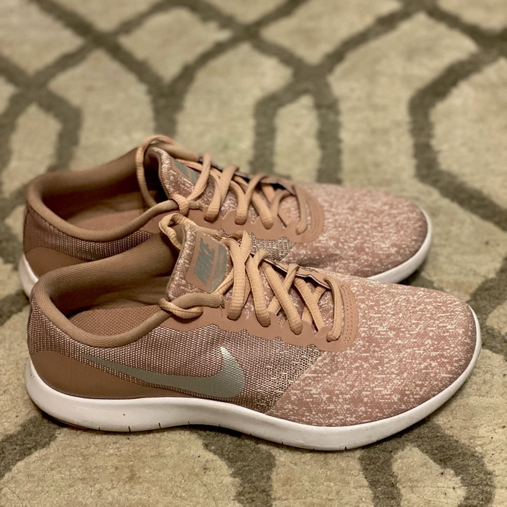 Women’s Nike Flex Contact